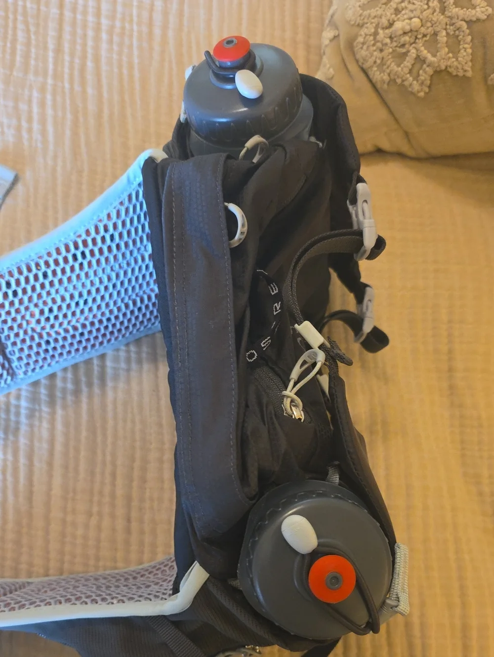 OSPREY Talon 6 Black and Gray Compact Hiking Backpack